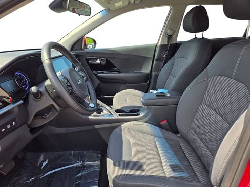 Certified 2022 Kia Niro LXS image 19