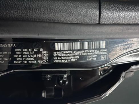 Used 2018 Jeep Renegade Latitude w/ Popular Equipment Group FWD image 26