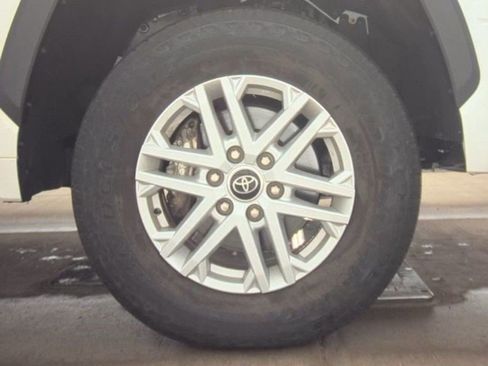 Used 2023 Toyota Tundra SR5 w/ SR5 Convenience Package image 21