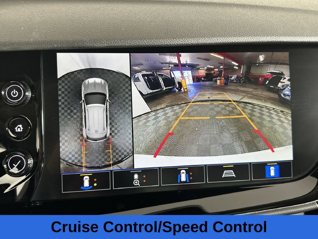 Used 2022 Buick Envision Avenir w/ Technology Package II AWD/4WD image 18