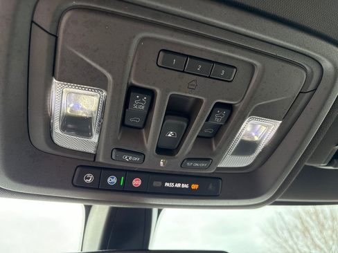 Certified 2022 GMC Sierra 1500 SLT w/ SLT Premium Package image 36