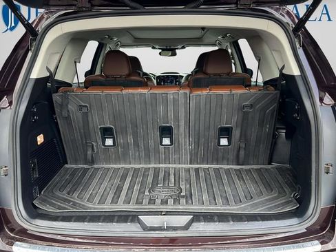 Used 2024 Subaru Ascent Touring AWD/4WD image 9