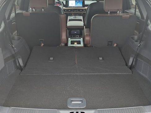 New 2026 Lincoln Aviator Reserve w/ Jet Appearance Package image 13