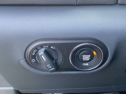 New 2023 Maserati Levante Modena image 35