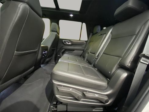 Used 2021 Chevrolet Tahoe LT image 18