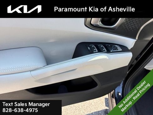 New 2026 Kia Sorento S w/ S Panoramic Sunroof Package FWD image 25