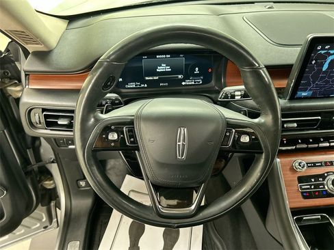 Used 2021 Lincoln Aviator Reserve w/ Elements Package Plus image 4