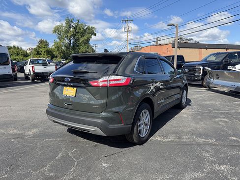 Certified 2024 Ford Edge SEL w/ Convenience Package AWD/4WD image 6