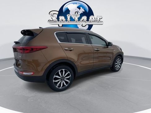 Used 2017 Kia Sportage EX w/ EX Technology Package image 9