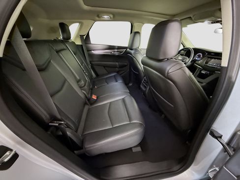 Used 2018 Cadillac XT5 Luxury image 27