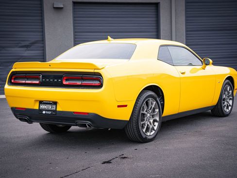 Used 2017 Dodge Challenger GT w/ Driver Convenience Group AWD/4WD image 7