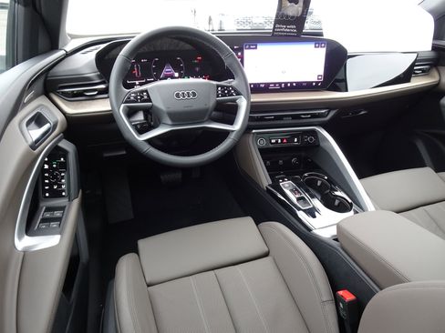 New 2025 Audi Q5 Premium Plus image 5