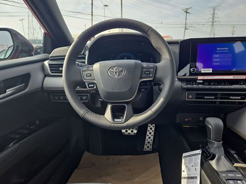New 2026 Toyota Camry SE FWD image 13