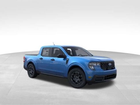 New 2025 Ford Maverick XLT w/ XLT Luxury Package image 9