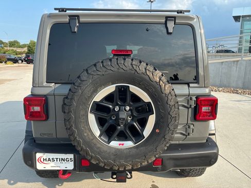 Used 2020 Jeep Wrangler Unlimited Rubicon AWD/4WD image 4