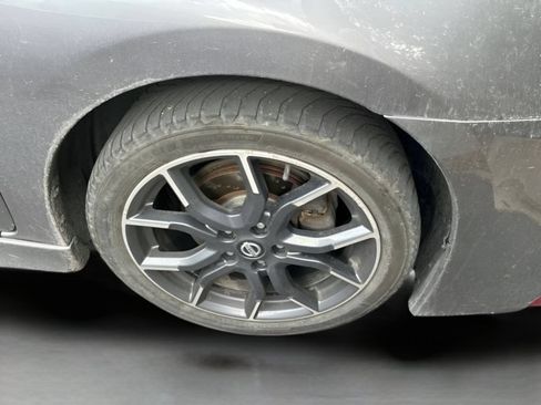 Used 2017 Nissan Sentra NISMO FWD image 27