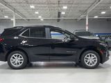 Used 2022 Chevrolet Equinox LT image 2