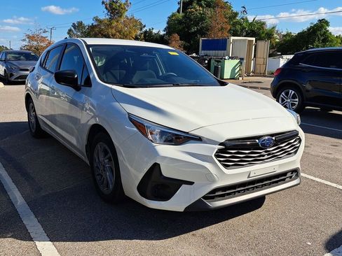 Used 2024 Subaru Impreza 2.0i image 5
