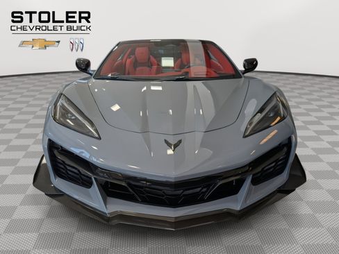 Used 2024 Chevrolet Corvette Z06 w/ Z07 Performance Package image 7