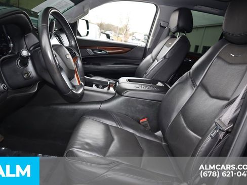 Used 2017 Cadillac Escalade Luxury image 15