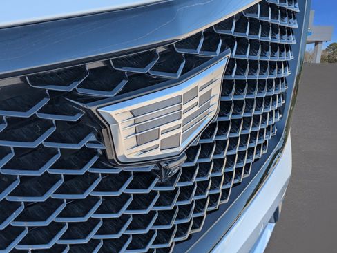 Used 2025 Cadillac Escalade Sport Platinum w/ LPO, ONYX Package AWD/4WD image 5