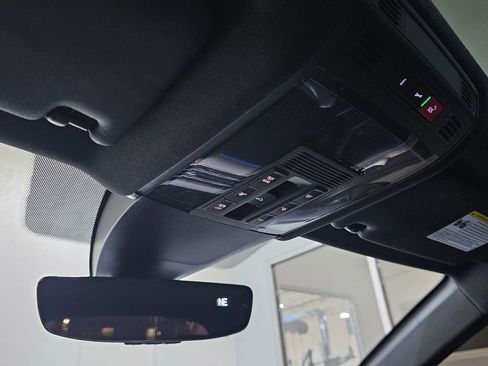 Used 2020 Volkswagen Arteon SEL Premium image 17