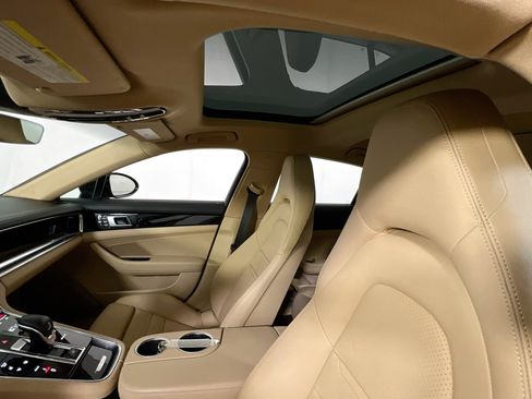 Used 2020 Porsche Panamera 4 AWD/4WD image 22