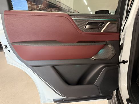 Used 2025 INFINITI QX80 Autograph AWD/4WD image 25