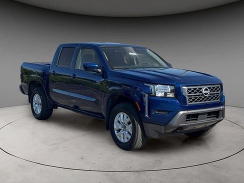 Certified 2023 Nissan Frontier SV w/ Technology Package AWD/4WD image 3