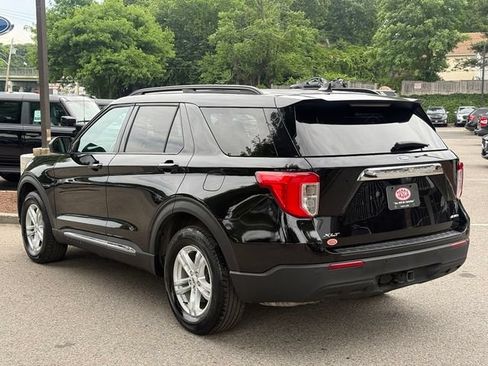 Used 2023 Ford Explorer XLT w/ Class IV Trailer Tow Package AWD/4WD image 8