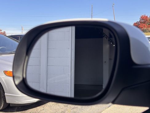 Used 2017 Kia Soul + image 14