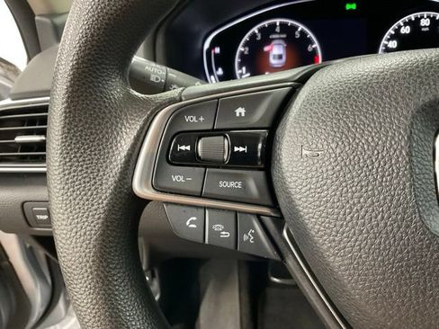 Certified 2018 Honda Accord LX image 17