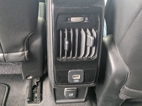 Used 2024 Jeep Compass Latitude AWD/4WD image 20