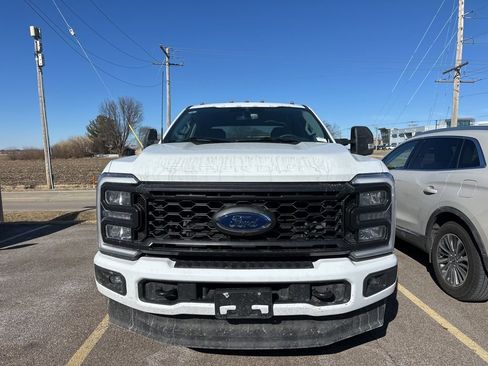 Used 2023 Ford F250 XLT w/ XLT Premium Package image 17