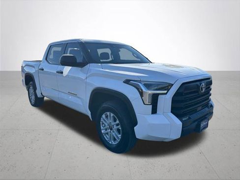 Certified 2026 Toyota Tundra SR5 AWD/4WD image 6