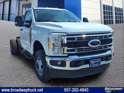 New 2025 Ford F350 XL w/ XL Chrome Package