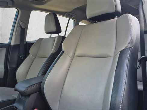 Used 2017 Toyota RAV4 Limited image 8