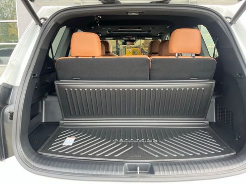 Used 2025 Kia Telluride EX X-Line image 29