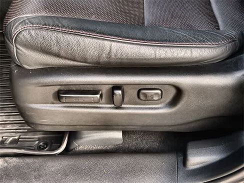 Certified 2022 Honda Pilot Black Edition image 30