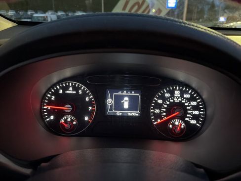 Used 2016 Kia Sorento LX w/ LX Convenience Package AWD/4WD image 9