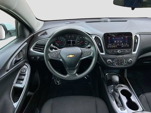Used 2024 Chevrolet Malibu LT FWD image 20