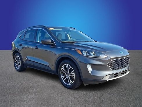 Used 2020 Ford Escape SEL FWD image 3