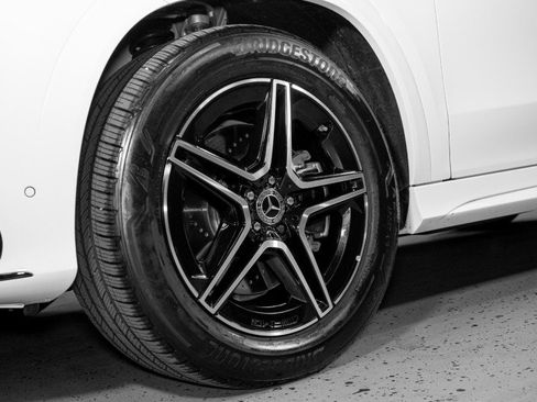 Certified 2025 Mercedes-Benz GLE 450e 450e 4MATIC® SUV image 29