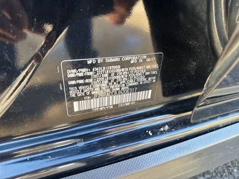 Used 2018 Subaru Crosstrek 2.0i Premium w/ Moonroof Package image 27