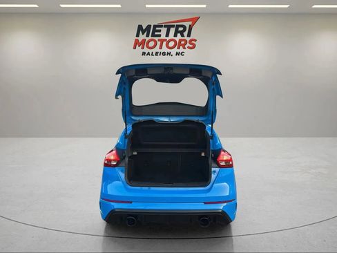 Used 2017 Ford Focus RS image 19
