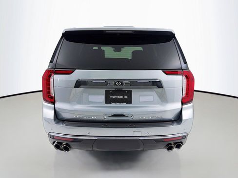 Used 2024 GMC Yukon Denali Ultimate AWD/4WD image 30