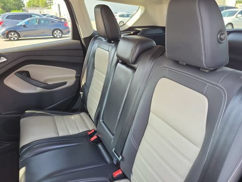 Used 2019 Ford Escape SEL AWD/4WD image 23