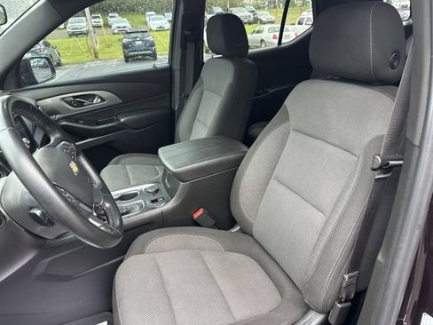 Used 2023 Chevrolet Traverse LT AWD/4WD image 15