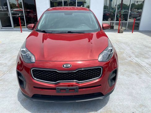 Used 2019 Kia Sportage LX FWD image 2