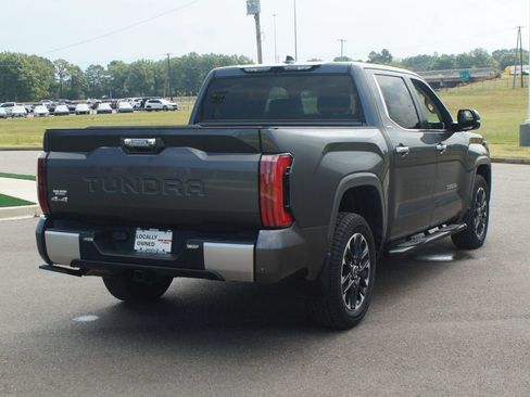 Used 2024 Toyota Tundra Limited AWD/4WD image 21